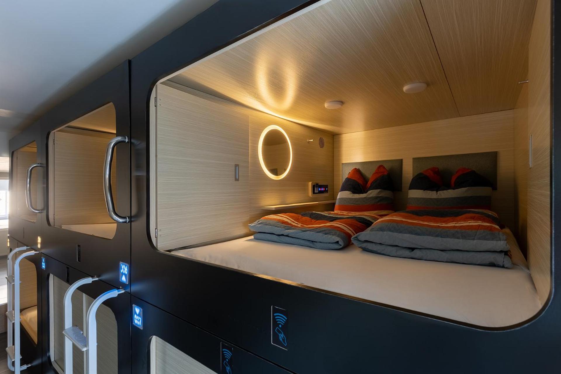 Mue Cubes - Capsule Hotel Basel Exterior foto